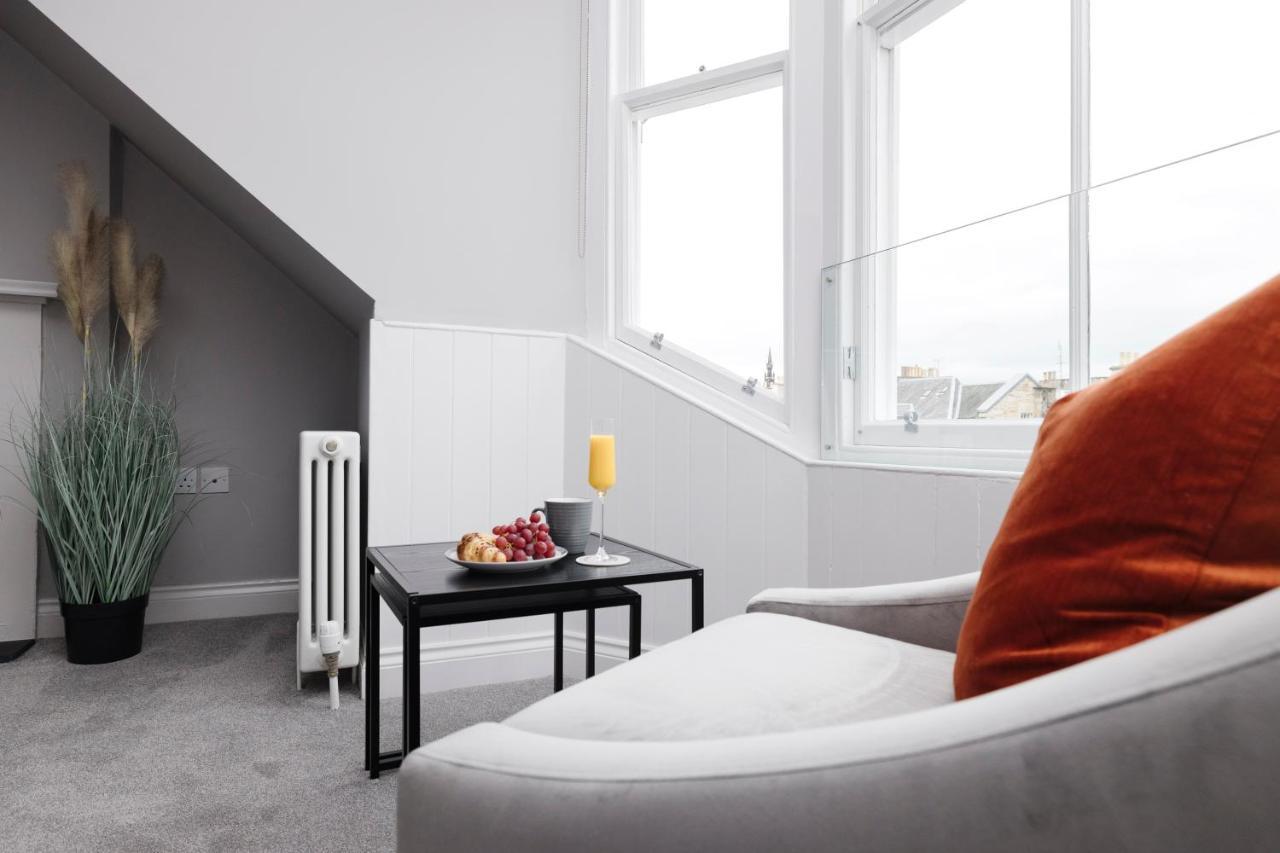 Altido Gorgeous Flat Overlooking Edinburgh Castle Exteriör bild